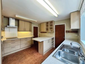 Photo 13- click for photo gallery